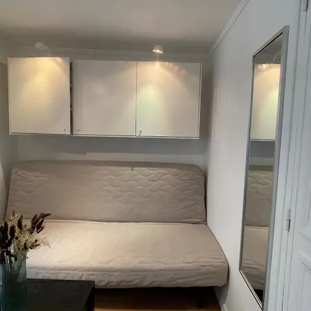 Apartment Au Petit Cuvier 5 *