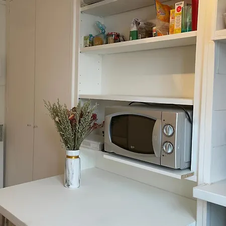 Au Petit Cuvier 5 Daire Paris