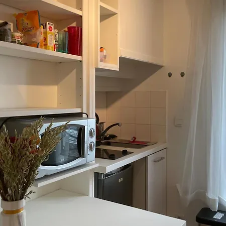 Apartment Au Petit Cuvier 5 Paris